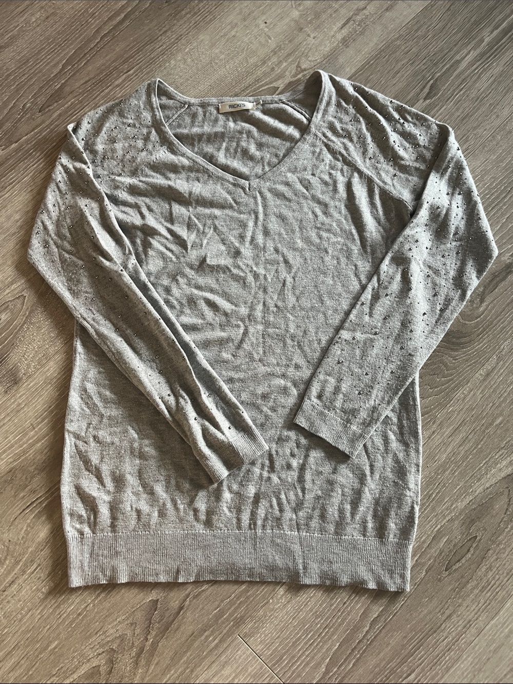 Ricki's Light Gray Grey V-Neck knit Sweater with raglan Stud sleeves